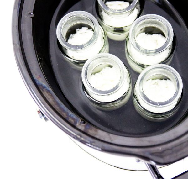 DIY Kerzen aus dem Slowcooker/ crock pot: Bio-Sojakerzen mit schlichtem Etikett zum ausdrucken (Freebie)